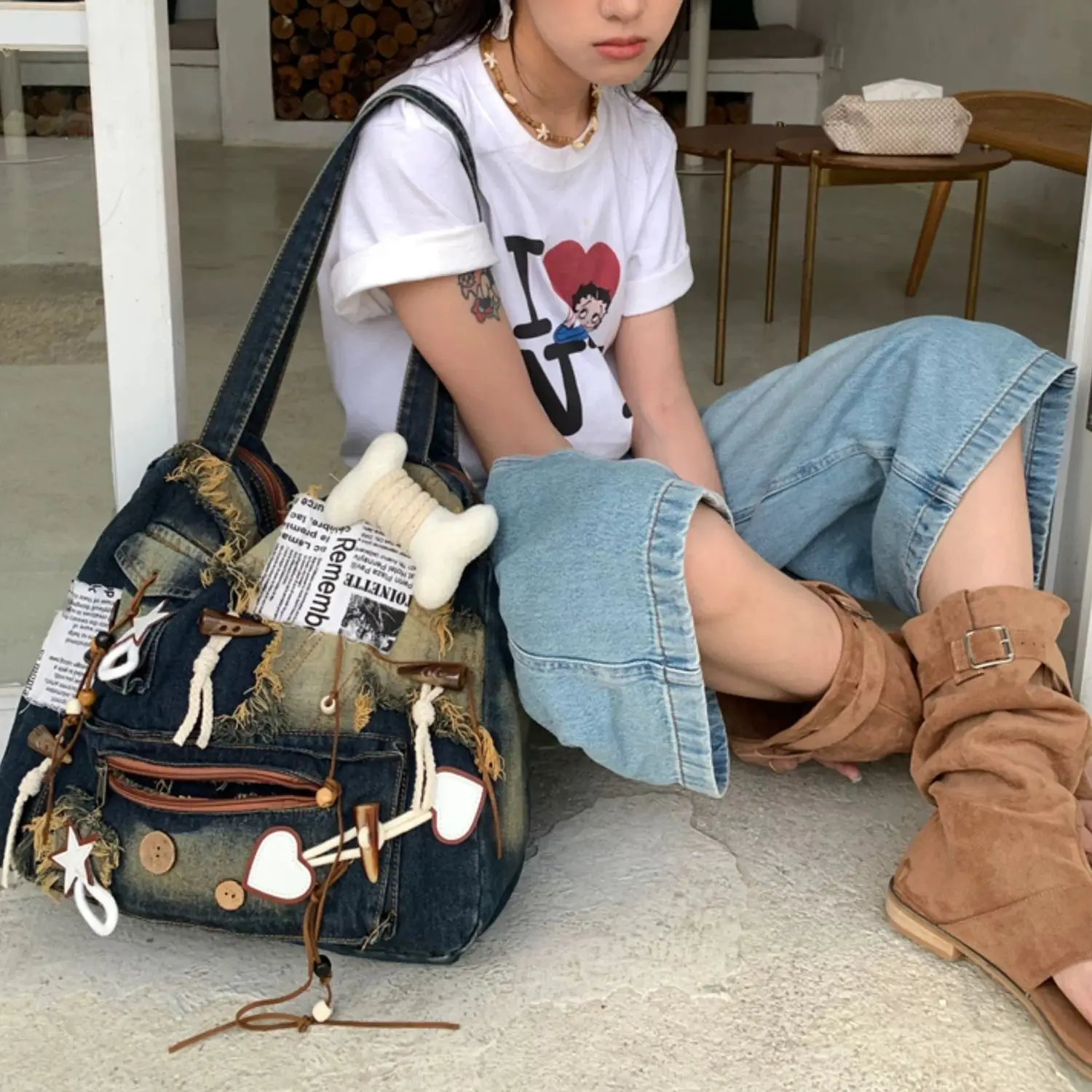 MBTI Vintage Crossbody Bag for Women Denim Y2k Fashion Designer Mens Shoulder Bag Patchwork Casual Large Capacity New in Handbag
MBTI Vintage Crossbody Bag for Women Denim Y2k Fashion Designer Mens Shoulder Bag Patchwork Casual Large Capacity New in Handbag