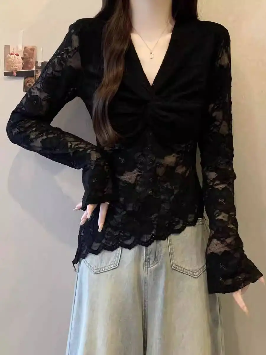 Autumn Plus Size Women's Shirts Asymmetrical Lace V Neck Base Layer Top Slim Fit Unique Pure Desire Style Long Sleeve Shirt
Autumn Plus Size Women's Shirts Asymmetrical Lace V Neck Base Layer Top Slim Fit Unique Pure Desire Style Long Sleeve Shirt