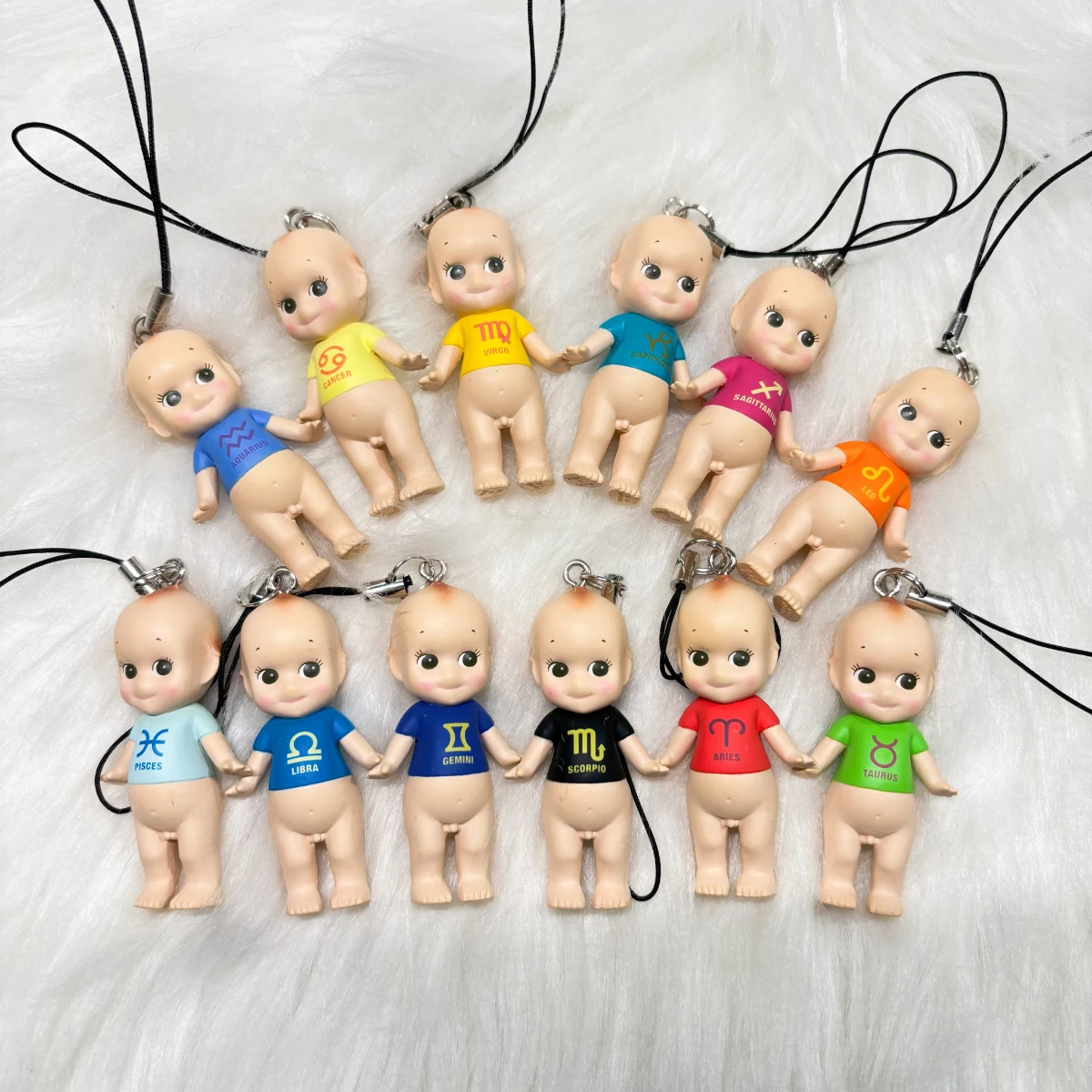 Мини-фигурка Sonny Angel с ремешком, серия Constellation. Без коробки, без пакета. Можно брать Sonny Angel с собой в дорогу.
Мини-фигурка Sonny Angel с ремешком, серия Constellation. Без коробки, без пакета. Можно брать Sonny Angel с собой в дорогу.