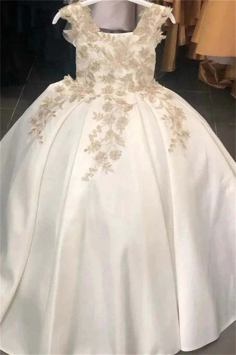 Customized Flower Girl Dress For Wedding Appliques Satin Sleeveless Floor Length Elegant Kids Birthday First Communion Gown
Customized Flower Girl Dress For Wedding Appliques Satin Sleeveless Floor Length Elegant Kids Birthday First Communion Gown