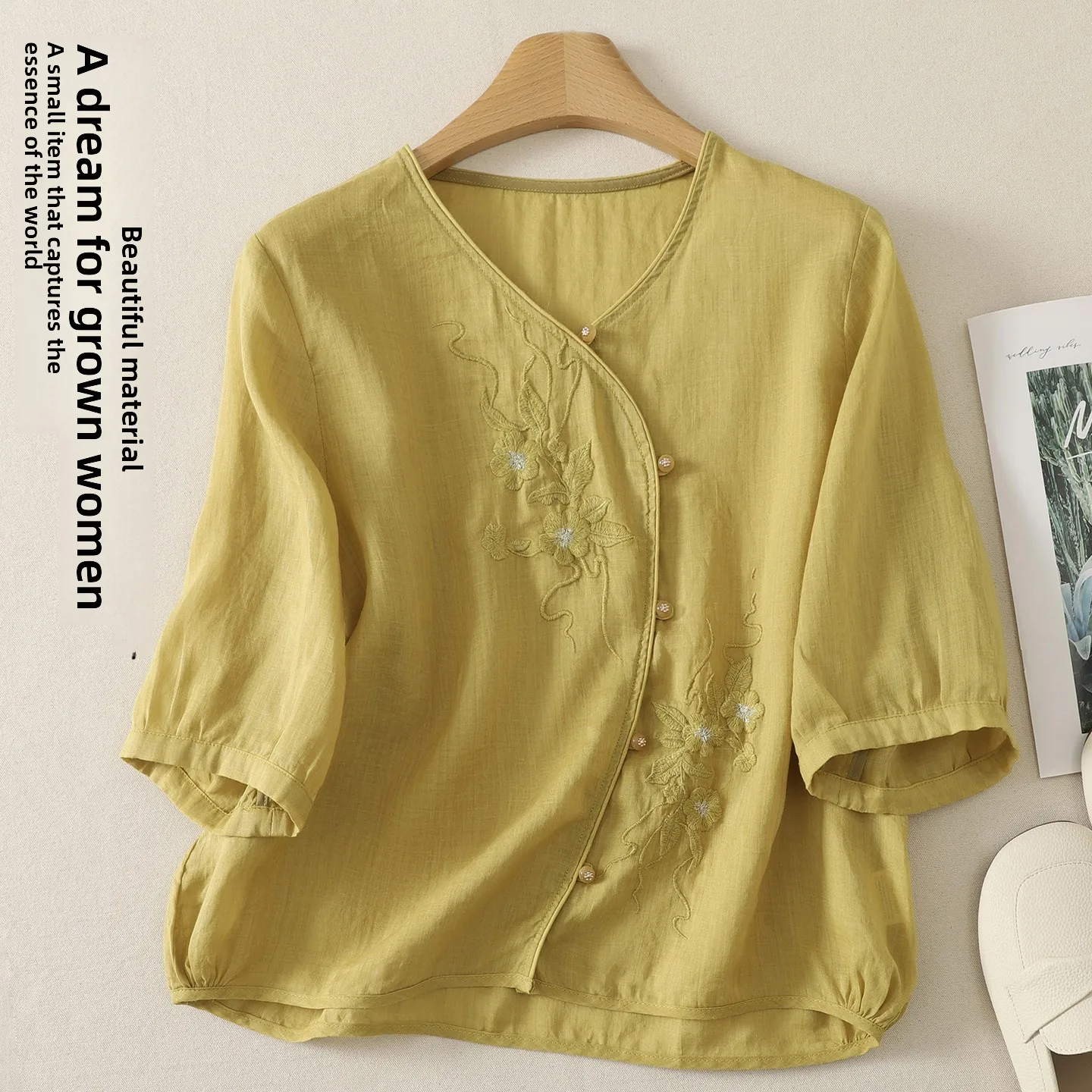 High-End plus Size Women's Embroidered Shirt Jacket Chinese Style Loose Top Summer New Arrival Comfortable Breathable Short S...
High-End plus Size Women's Embroidered Shirt Jacket Chinese Style Loose Top Summer New Arrival Comfortable Breathable Short S...