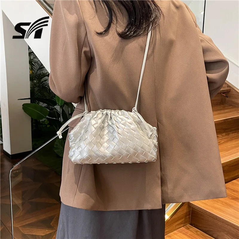 Vintage Cloud Woven Dumpling Bag for Women - Fashion Soft Leather Commuter Shoulder & Crossbody Bag Simple Single-Shoulder Style
Vintage Cloud Woven Dumpling Bag for Women - Fashion Soft Leather Commuter Shoulder & Crossbody Bag Simple Single-Shoulder Style