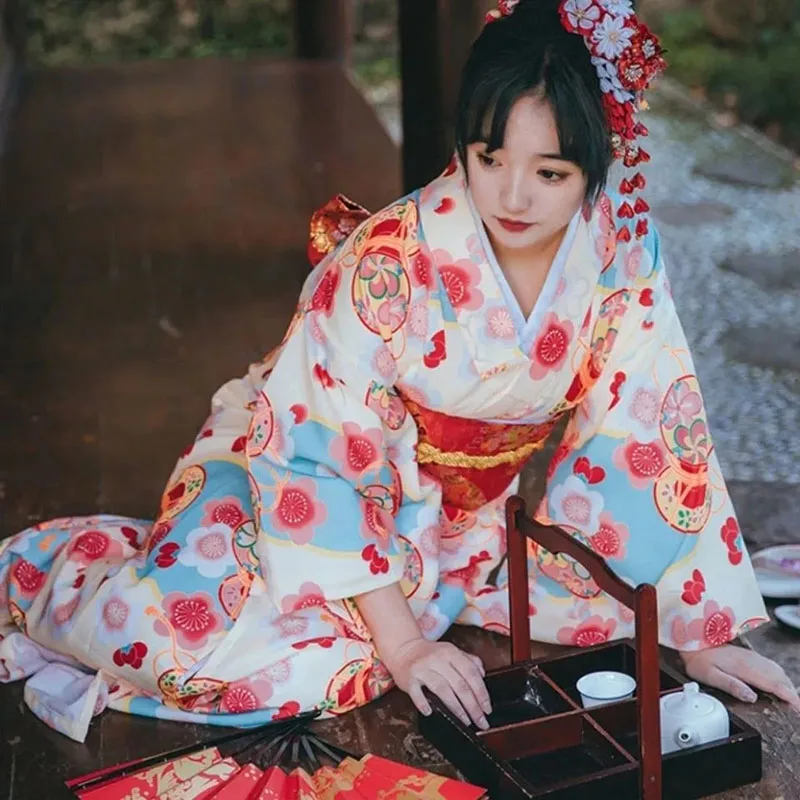 Japanese Style Traditional Kimono Suit Casual Women Haori Yukata Robe Coat Costume Lady High Quality Trend Formal Dress Clothes
Japanese Style Traditional Kimono Suit Casual Women Haori Yukata Robe Coat Costume Lady High Quality Trend Formal Dress Clothes