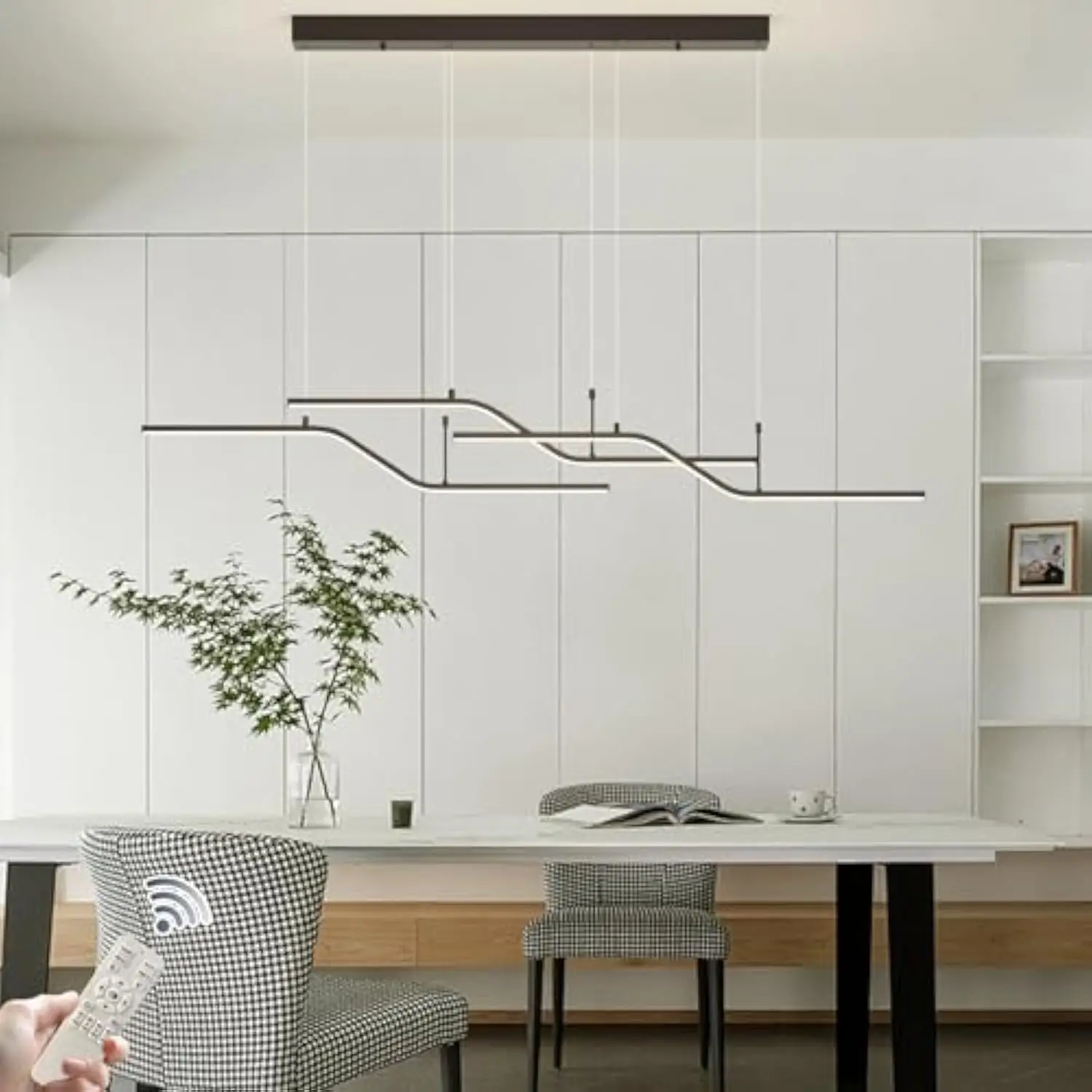 Modern black pendant light, 45w dimmable led chandelier lighting fixture with remote, 3-light wave linear hanging pendant light
Modern black pendant light, 45w dimmable led chandelier lighting fixture with remote, 3-light wave linear hanging pendant light