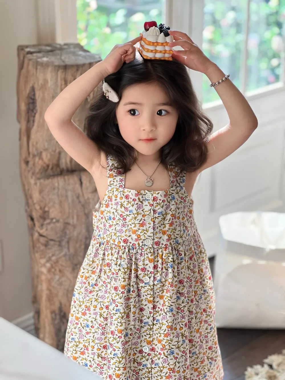 Summer girls' dress Holiday style sleeveless vest dress yellow flower print Sweet dress baby girl clothes
Summer girls' dress Holiday style sleeveless vest dress yellow flower print Sweet dress baby girl clothes