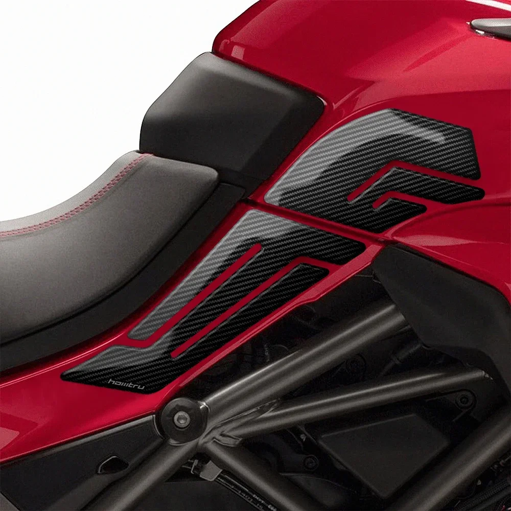 Защитные наклейки и украшения на сторону топливного бака для мотоциклов Ducati Multistrada 1200 1260, от 2015 до 2020 года. 
Защитные наклейки и украшения на сторону топливного бака для мотоциклов Ducati Multistrada 1200 1260, от 2015 до 2020 года.