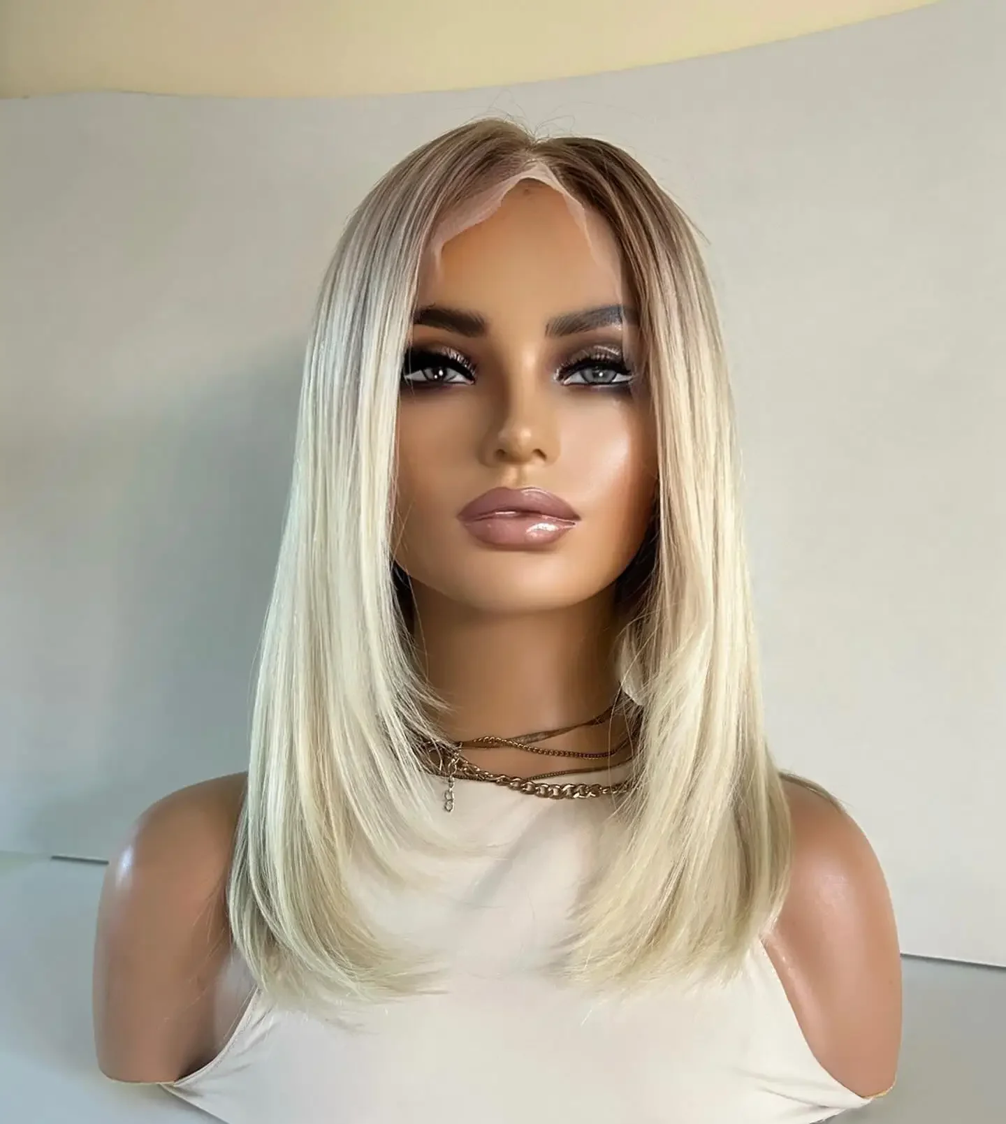 Highlight Blond 100% Human straight Hair Wig 150 Density 13x4 Lace Front with Baby Hair Pre-Plucked Soft Hair Wig
Highlight Blond 100% Human straight Hair Wig 150 Density 13x4 Lace Front with Baby Hair Pre-Plucked Soft Hair Wig