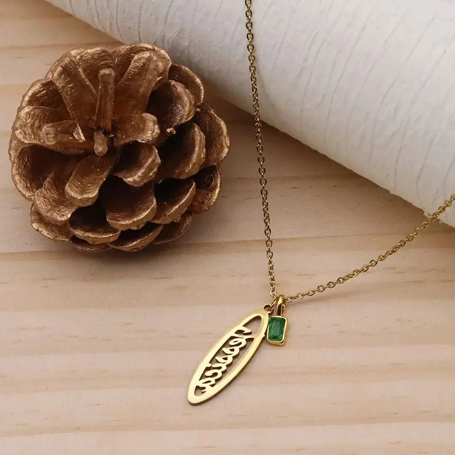 Chandler Custom Name Oval Disc Necklace Stainless Steel with Green Zircon Link Chain Charm Jewelry Gift For Women
Chandler Custom Name Oval Disc Necklace Stainless Steel with Green Zircon Link Chain Charm Jewelry Gift For Women