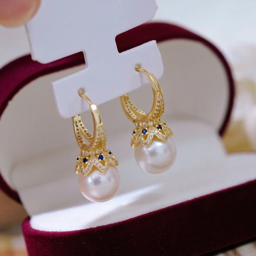 Новые серьги из чистого серебра 925 пробы с круглым белым жемчугом AAAA 10-11 мм из натурального Южного моря
Новые серьги из чистого серебра 925 пробы с круглым белым жемчугом AAAA 10-11 мм из натурального Южного моря