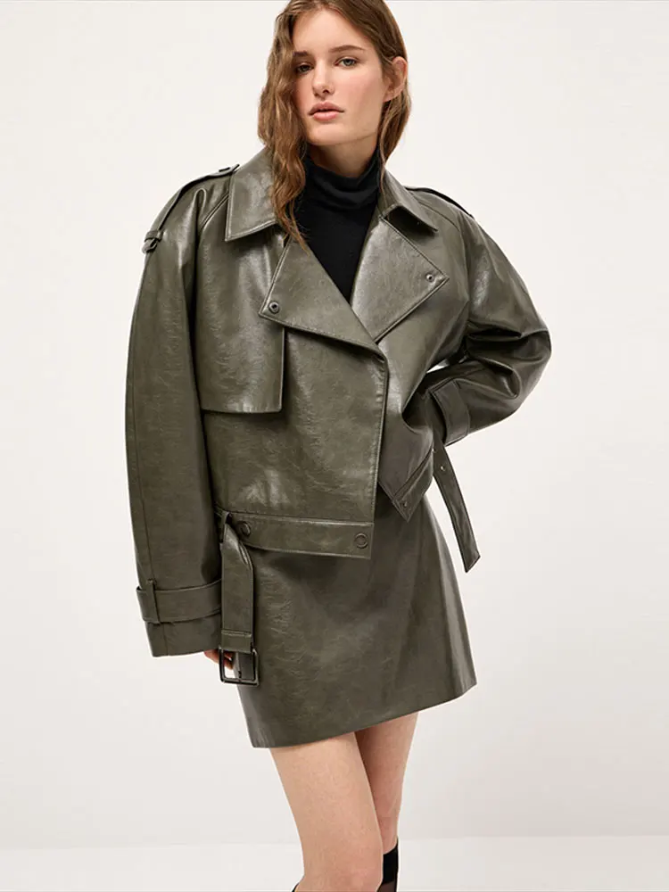 Женская осенняя куртка, шикарный ремень из искусственной кожи, свободные лоскутные шорты на пуговицах с лацканами, женские куртки 2025 года, модная новая женская уличная одежда 
Женская осенняя куртка, шикарный ремень из искусственной кожи, свободные лоскутные шорты на пуговицах с лацканами, женские куртки 2025 года, модная новая женская уличная одежда