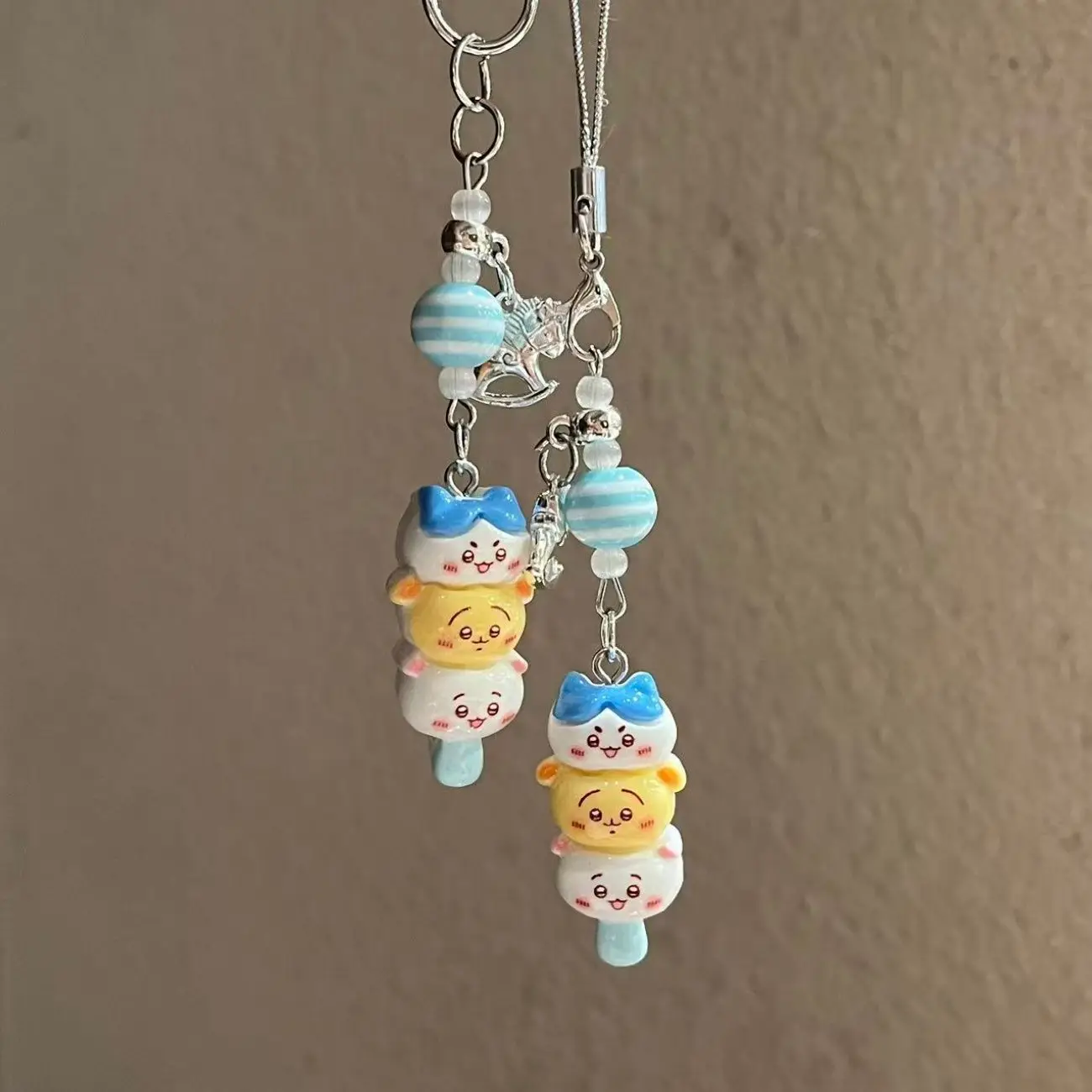 Dango Keychain Kawaii Usagi Hachiware Cartoon Resin Bag Charm Cute Phone Strap Decoration Gift Random Style Creative
Dango Keychain Kawaii Usagi Hachiware Cartoon Resin Bag Charm Cute Phone Strap Decoration Gift Random Style Creative