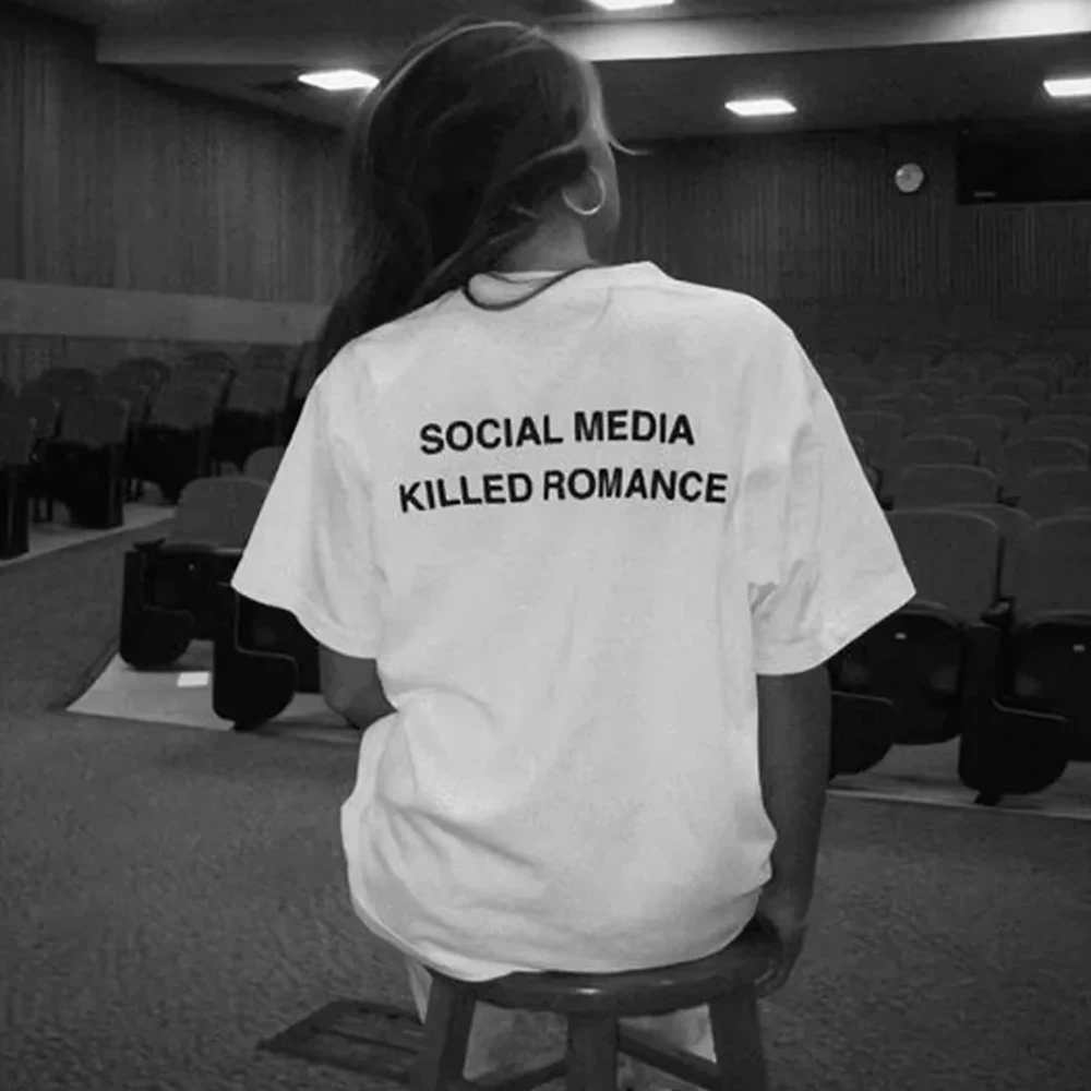 2025 Social Media Killed Romance T Shirt Men Women Aesthetic Valentine's Print T-Shirt Couple Cotton Tee Summer Tops Clothing
2025 Social Media Killed Romance T Shirt Men Women Aesthetic Valentine's Print T-Shirt Couple Cotton Tee Summer Tops Clothing