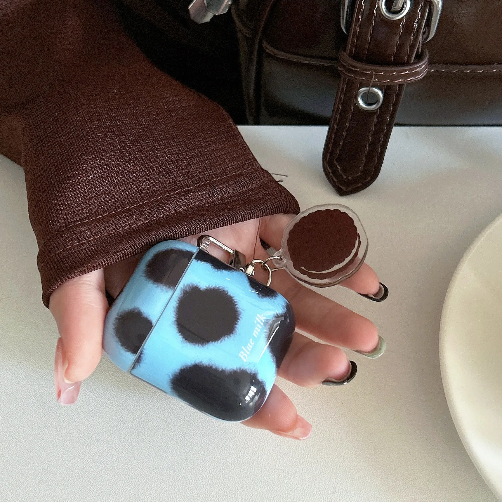 wireless Bluetooth earbuds case trendy styles Cow print protective cases for AirPods Pro3, Pro2, 3rd 4th generation cover
wireless Bluetooth earbuds case trendy styles Cow print protective cases for AirPods Pro3, Pro2, 3rd 4th generation cover