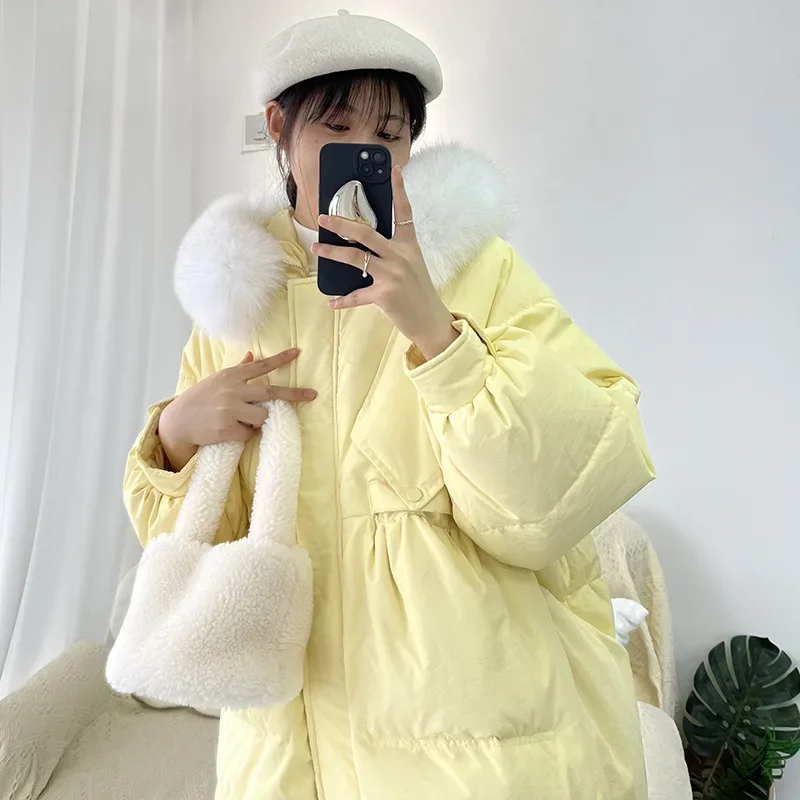 Large Fox Fur Collar Hooded White Duck Down Coat Women 2024 Winter New Korean Fashion Thick Loose Warm Puffer Jacket Snow Wear
Large Fox Fur Collar Hooded White Duck Down Coat Women 2024 Winter New Korean Fashion Thick Loose Warm Puffer Jacket Snow Wear