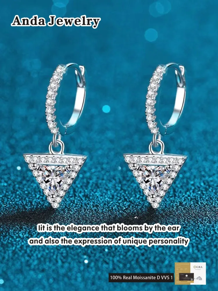 Moissanite 925 Sterling Silver Triangle Geometric Earrings Light Luxury Is Suitable for Daily Wear GRA Certified
Moissanite 925 Sterling Silver Triangle Geometric Earrings Light Luxury Is Suitable for Daily Wear GRA Certified