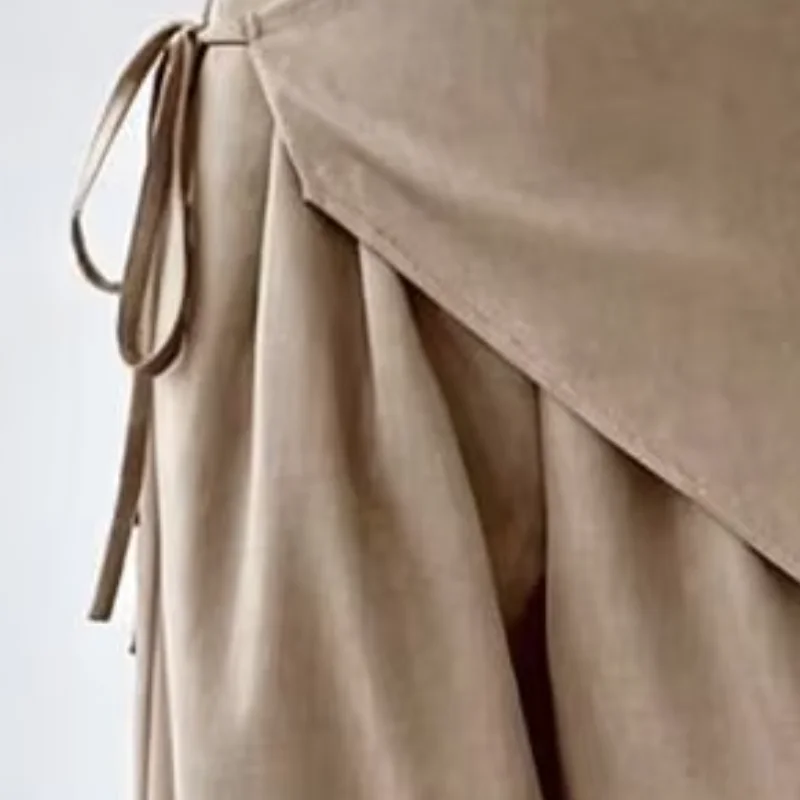 Women Long Pants Versatile Solid Color with Apron Decor, Pure Color Elastic Waist Casual Pants for Daily Commuting Wear
Women Long Pants Versatile Solid Color with Apron Decor, Pure Color Elastic Waist Casual Pants for Daily Commuting Wear