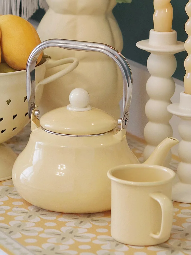 Japanese Style Retro Enamel Tea Pot Water Kettle Cold Water Pot Stove Top Tea Brewing Enamelware Pear Shape Tea Set
Japanese Style Retro Enamel Tea Pot Water Kettle Cold Water Pot Stove Top Tea Brewing Enamelware Pear Shape Tea Set