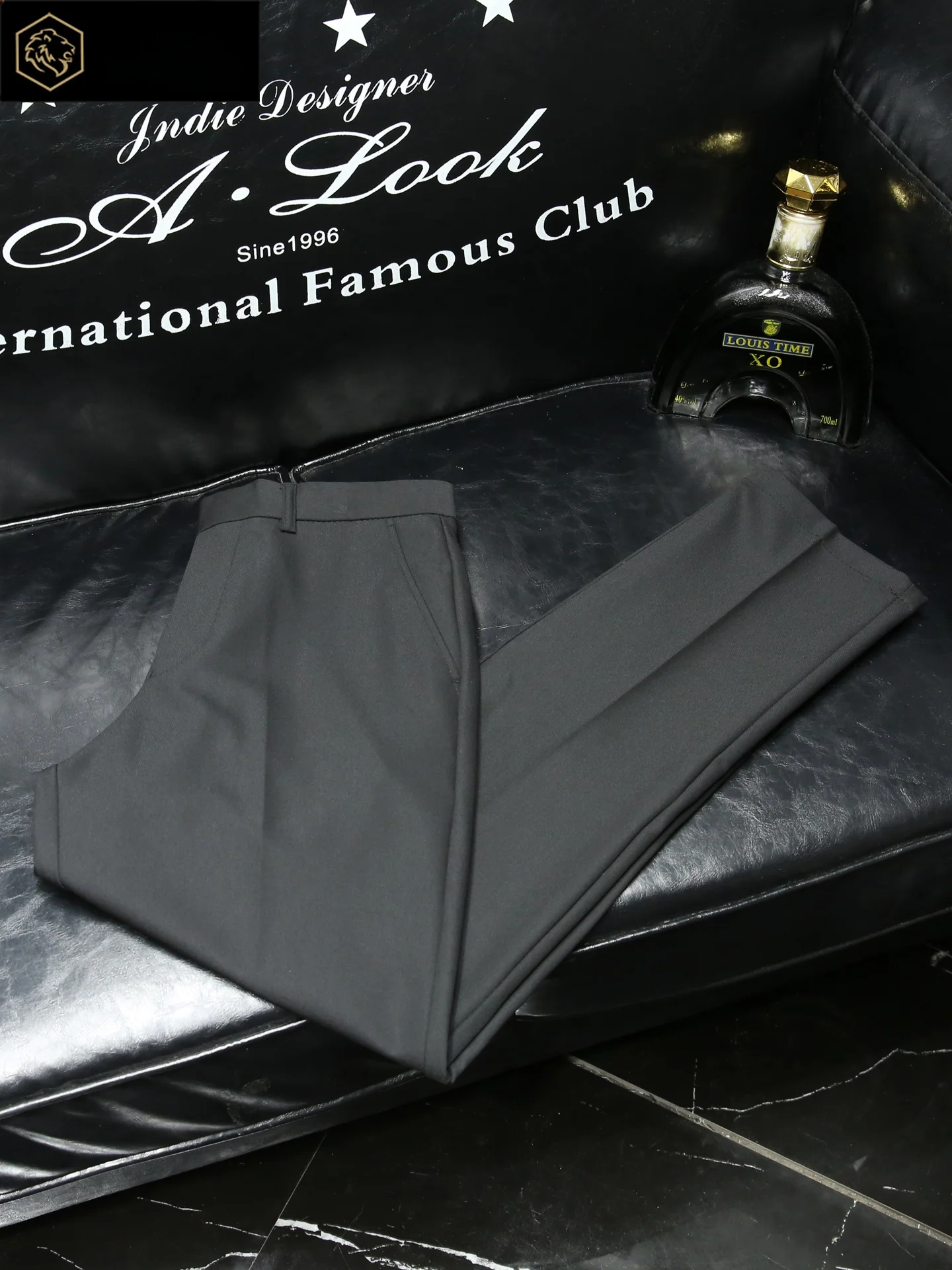 Мужские повседневные брюки Busin Casual 2026: Новинка осени, высококачественные прямые брюки, модный костюмный комплект для молодежи, смесовая ткань из полиэстера
Мужские повседневные брюки Busin Casual 2026: Новинка осени, высококачественные прямые брюки, модный костюмный комплект для молодежи, смесовая ткань из полиэстера