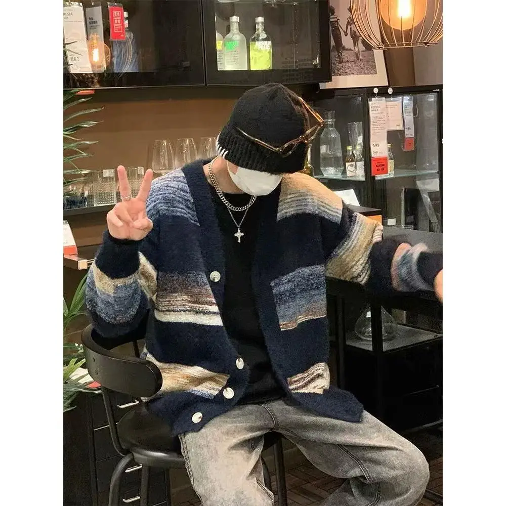 Ретро-кардиган в полоску, вязаный свитер свободного кроя, верхняя одежда, унисекс, из полиэфирного волокна, для зимы, теплый
Ретро-кардиган в полоску, вязаный свитер свободного кроя, верхняя одежда, унисекс, из полиэфирного волокна, для зимы, теплый