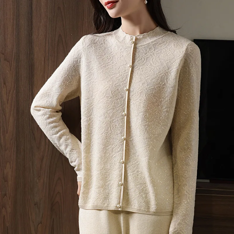 Осень-зима, новый шерстяной вязаный кардиган с длинными рукавами, женский элегантный модный универсальный свободный топ, однобортное пальто
Осень-зима, новый шерстяной вязаный кардиган с длинными рукавами, женский элегантный модный универсальный свободный топ, однобортное пальто