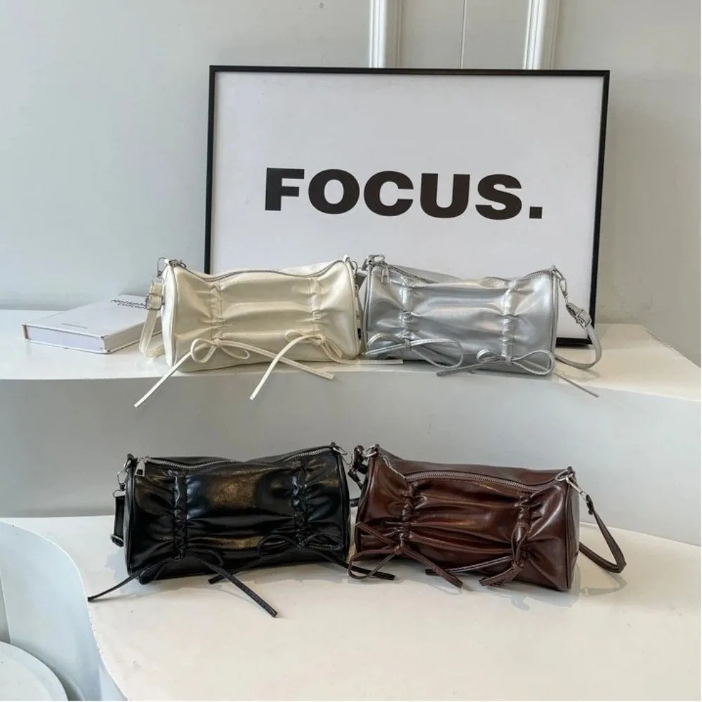 Fashion Y2K Shoulder Bag Bow Tie PU Leather Crossbody Bag Large Capacity Underarm Bag Women
Fashion Y2K Shoulder Bag Bow Tie PU Leather Crossbody Bag Large Capacity Underarm Bag Women