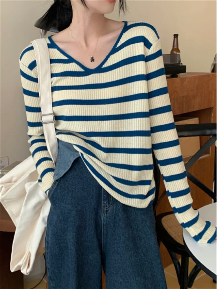Striped Knitwear Women's Bottom Top V-neck Sweater Long Sleeve Knit Blous Autumn Women Clothes Sweater Underlay Feminine Sweater
Striped Knitwear Women's Bottom Top V-neck Sweater Long Sleeve Knit Blous Autumn Women Clothes Sweater Underlay Feminine Sweater