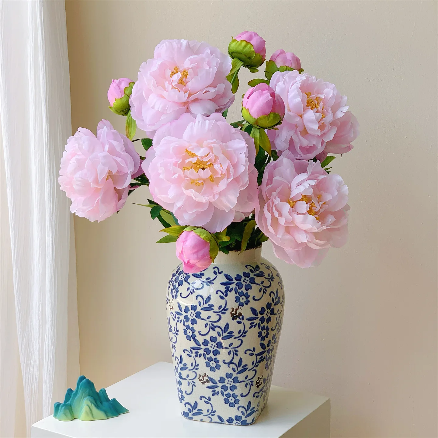 Luxury Faux Peony & Ranunculus Artificial Flower Bouquet, Elegant Dried Floral Arrangement for Living Room Centerpiece & Dining
Luxury Faux Peony & Ranunculus Artificial Flower Bouquet, Elegant Dried Floral Arrangement for Living Room Centerpiece & Dining
