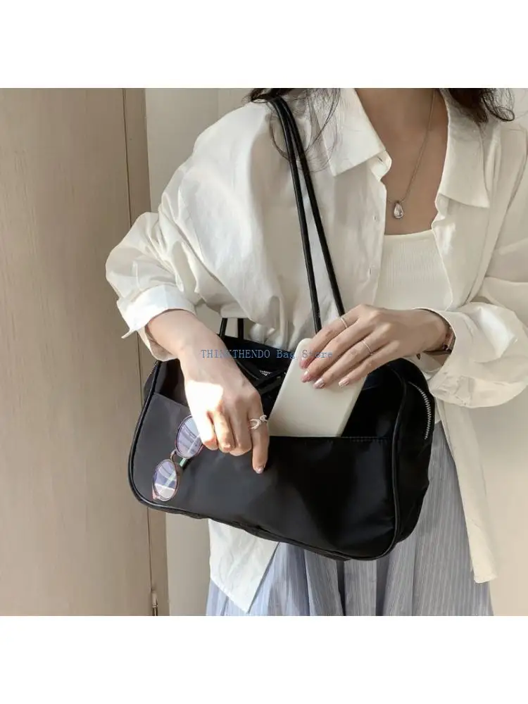 340D Fashionable Women's Shoulder Bag Underarm Purse Spacious Travel Handbag for Daily Commute and Social Gatherings
340D Fashionable Women's Shoulder Bag Underarm Purse Spacious Travel Handbag for Daily Commute and Social Gatherings