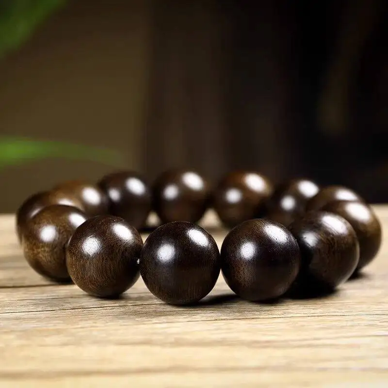 108 Beads Nha Trang Agarwood Bracelet Authentic Old Material Wood Prayer Beads for Men Collectible Gifts
108 Beads Nha Trang Agarwood Bracelet Authentic Old Material Wood Prayer Beads for Men Collectible Gifts