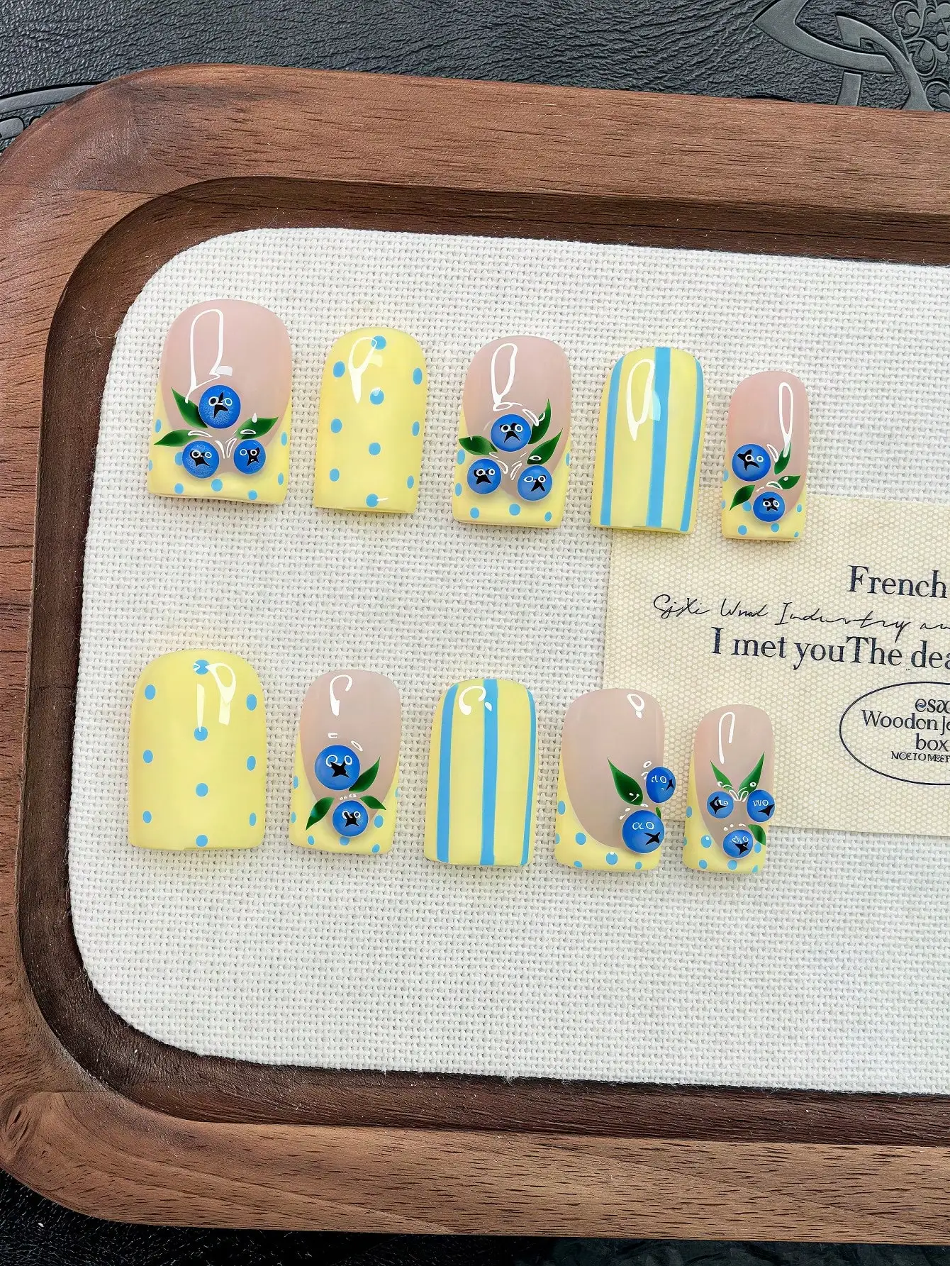 10pcs Y2K Nails Pipe-Shaped Press On Nails Set - Handcrafted, Yellow Nails, Blue Nails, Yellow French Tip Nails, Handmade 3D Blu
10pcs Y2K Nails Pipe-Shaped Press On Nails Set - Handcrafted, Yellow Nails, Blue Nails, Yellow French Tip Nails, Handmade 3D Blu