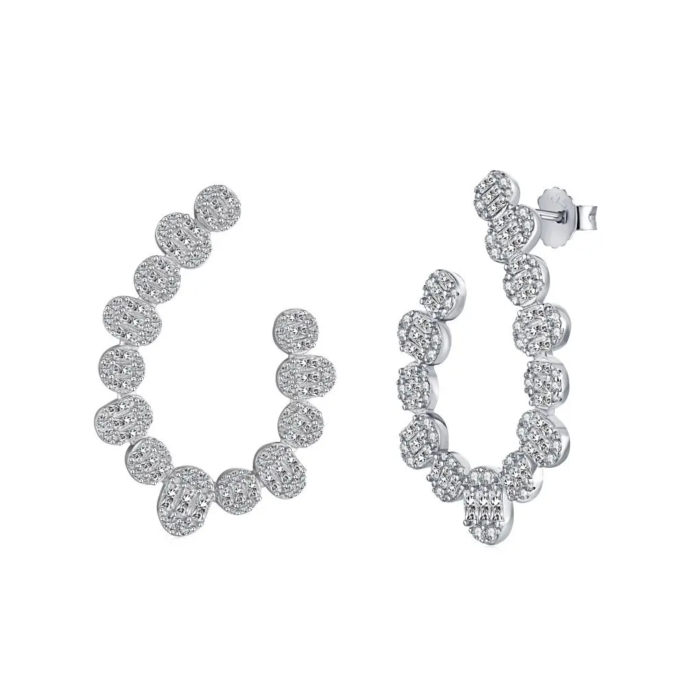 S925 Silver Ear Studs Exaggerated Set with Square and Round Full Diamond Fashionable Niche Design Cold Wind Ear Stud Jewelry
S925 Silver Ear Studs Exaggerated Set with Square and Round Full Diamond Fashionable Niche Design Cold Wind Ear Stud Jewelry