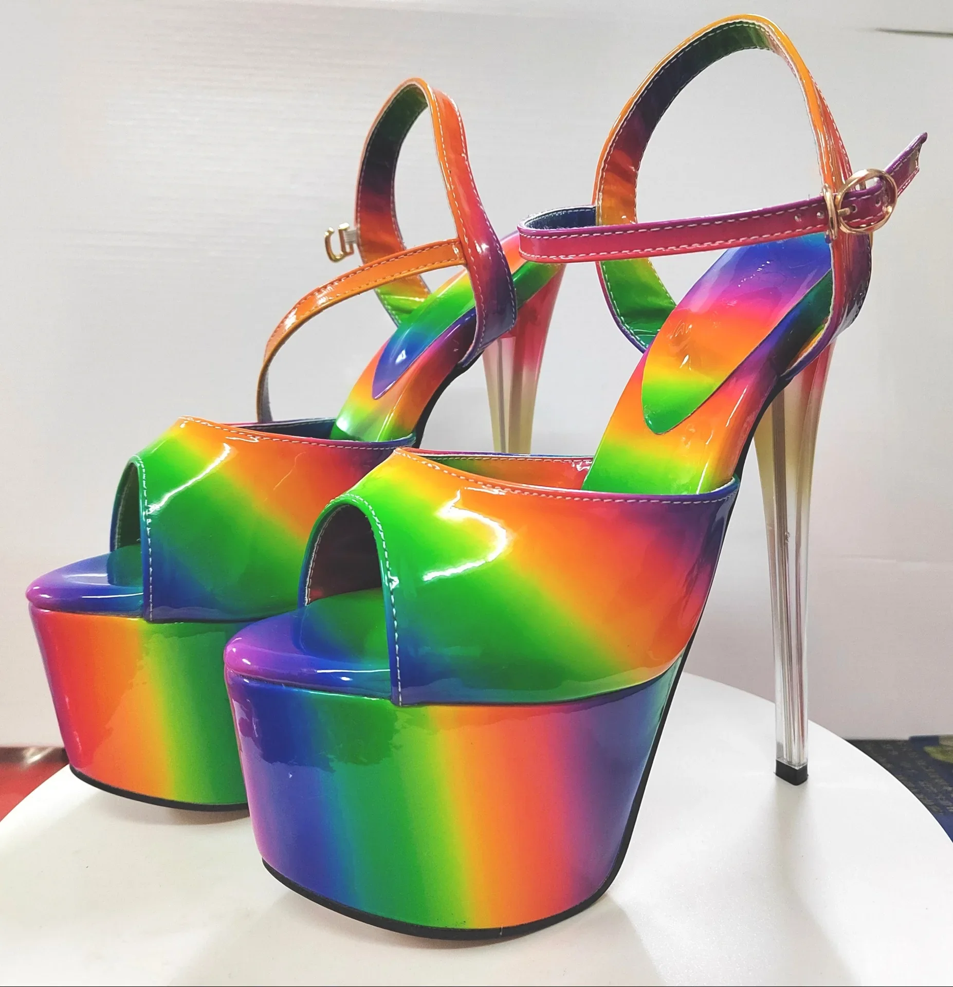 Summer New Sandals 19cm High Heels Silver Steel with Large Size Leopard Print Many Women's Shoes Hate Sky High Women's Shoes
Summer New Sandals 19cm High Heels Silver Steel with Large Size Leopard Print Many Women's Shoes Hate Sky High Women's Shoes