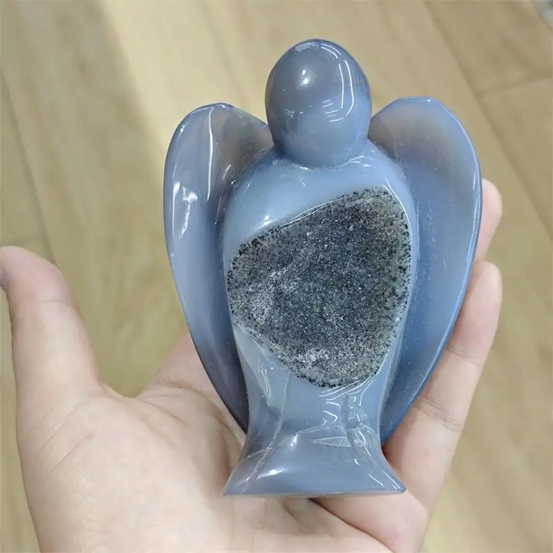 Натуральная фигурка ангела из полированного агата-геода, камень для исцеления, эстетичный декор для комнаты, подарки, 1 шт.
Натуральная фигурка ангела из полированного агата-геода, камень для исцеления, эстетичный декор для комнаты, подарки, 1 шт.