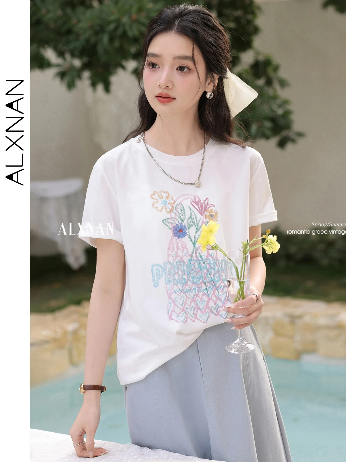 ALXNAN White Women's T-shirt 2025 Summer Loose Fit Cotton Tees Casual Office Elegant Round Neck Short Sleeve Tops Ladies L55027
ALXNAN White Women's T-shirt 2025 Summer Loose Fit Cotton Tees Casual Office Elegant Round Neck Short Sleeve Tops Ladies L55027