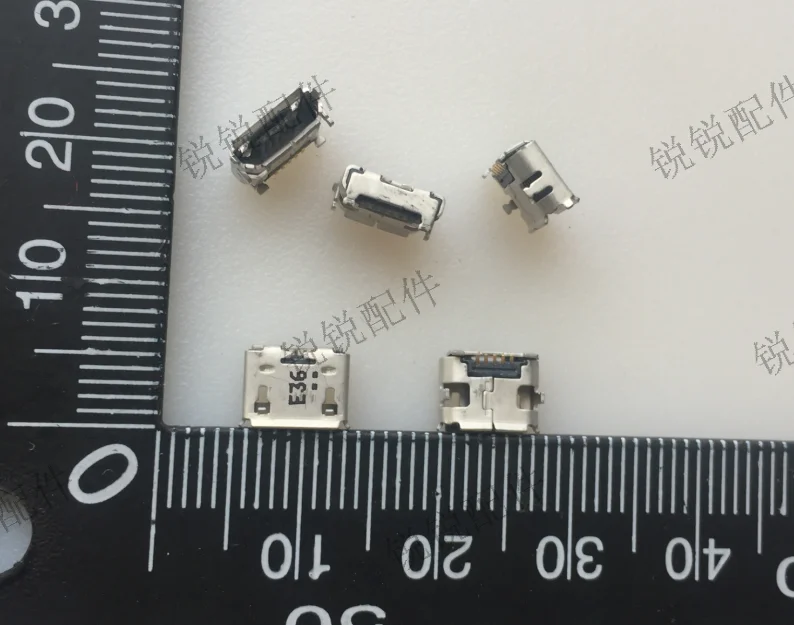 For mobile phone tablet patch Micro USB charging tail plug data port 5P horn roll port tail plug
For mobile phone tablet patch Micro USB charging tail plug data port 5P horn roll port tail plug