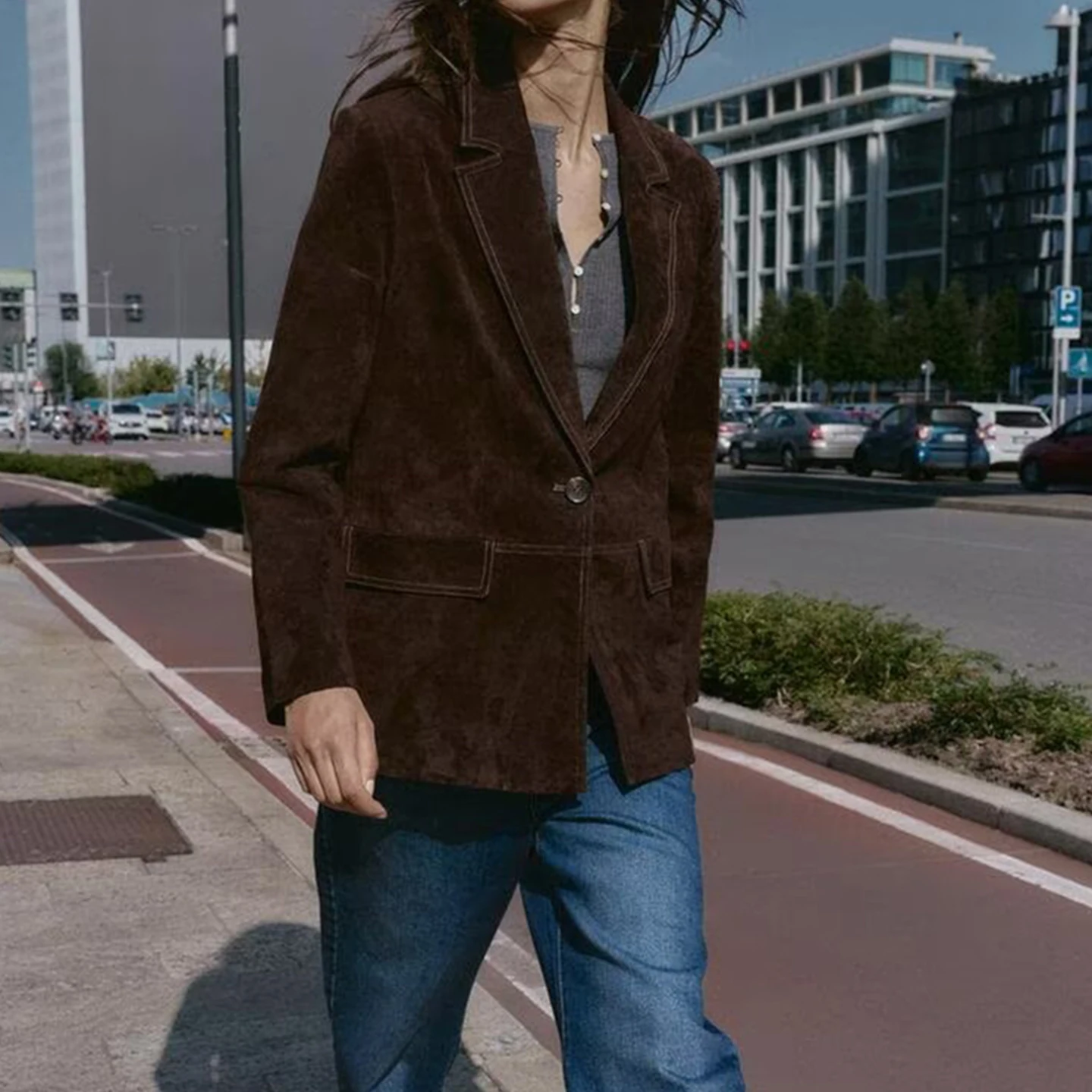 Ele Straight Leg Suit Jaet for Women Faionable mat Sle Long Sve Button Closure Autumn 2025 New Arrival
Ele Straight Leg Suit Jaet for Women Faionable mat Sle Long Sve Button Closure Autumn 2025 New Arrival