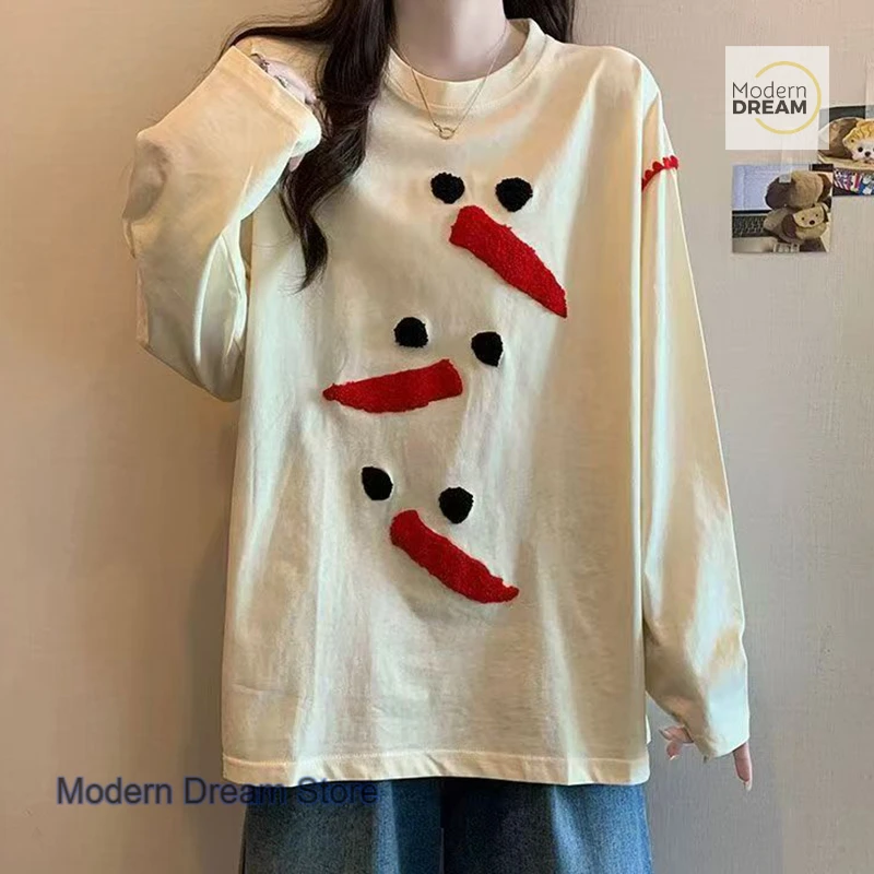 French style cute carrot snowman embroidered T-shirt female autumn new loose unique cotton long-sleeved bottoming shirt top.
French style cute carrot snowman embroidered T-shirt female autumn new loose unique cotton long-sleeved bottoming shirt top.
