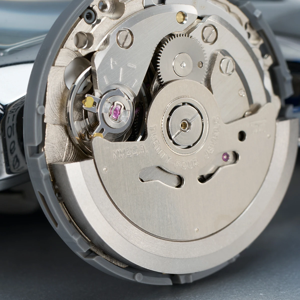 NH35 Movement Rotor Genuine NH35A Oscillating Weight Hammer Automatic Rotor Parts Replacement TMI Version
NH35 Movement Rotor Genuine NH35A Oscillating Weight Hammer Automatic Rotor Parts Replacement TMI Version