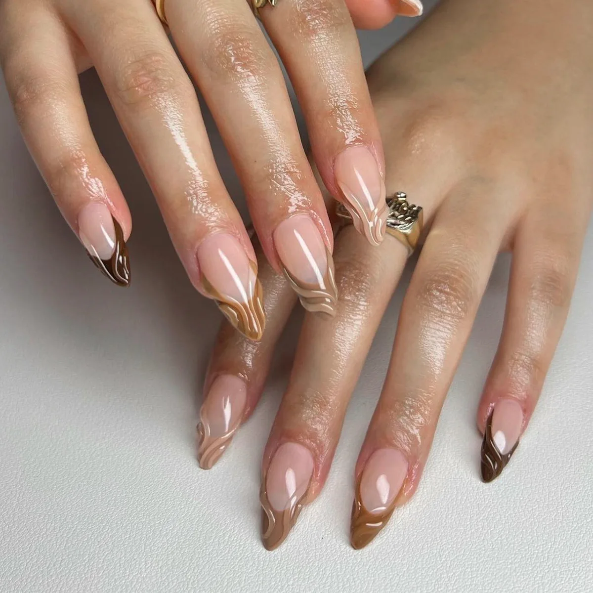 24Pcs Almond False Nail Brown French style Wearable Handmade Manicure Fake Nail
24Pcs Almond False Nail Brown French style Wearable Handmade Manicure Fake Nail