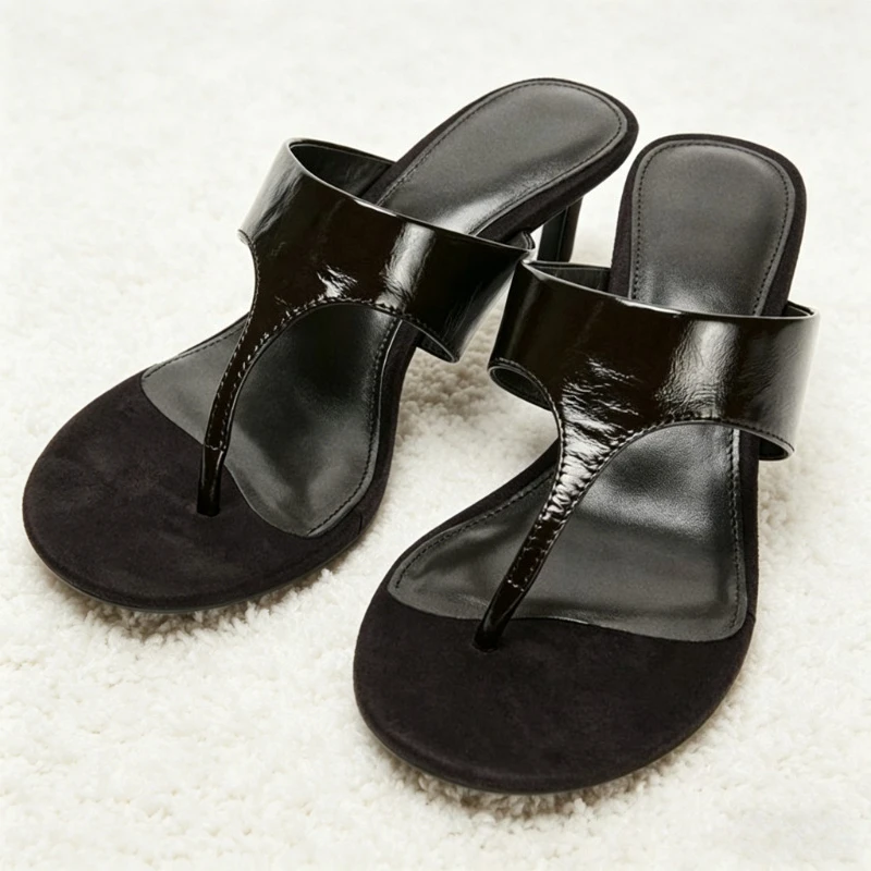 Street Style Black Heeled Slipper for Women Summer Sexy Clip Toe Flip Flops Concise Comfortable High-heeled Sandals Slide Sandal
Street Style Black Heeled Slipper for Women Summer Sexy Clip Toe Flip Flops Concise Comfortable High-heeled Sandals Slide Sandal