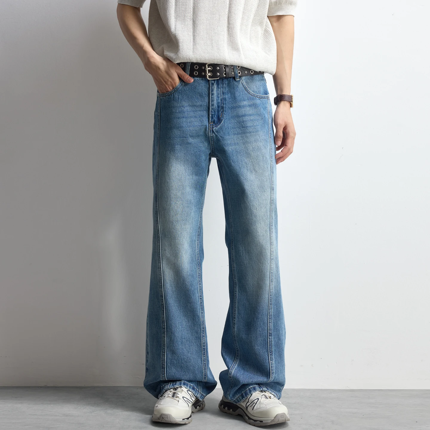 Men's Cleanfit Korean Fashion Vintage Casual Loose Washed Denim Bootcut Jeans Pants Male Streetwear Jeans Trousers
Men's Cleanfit Korean Fashion Vintage Casual Loose Washed Denim Bootcut Jeans Pants Male Streetwear Jeans Trousers