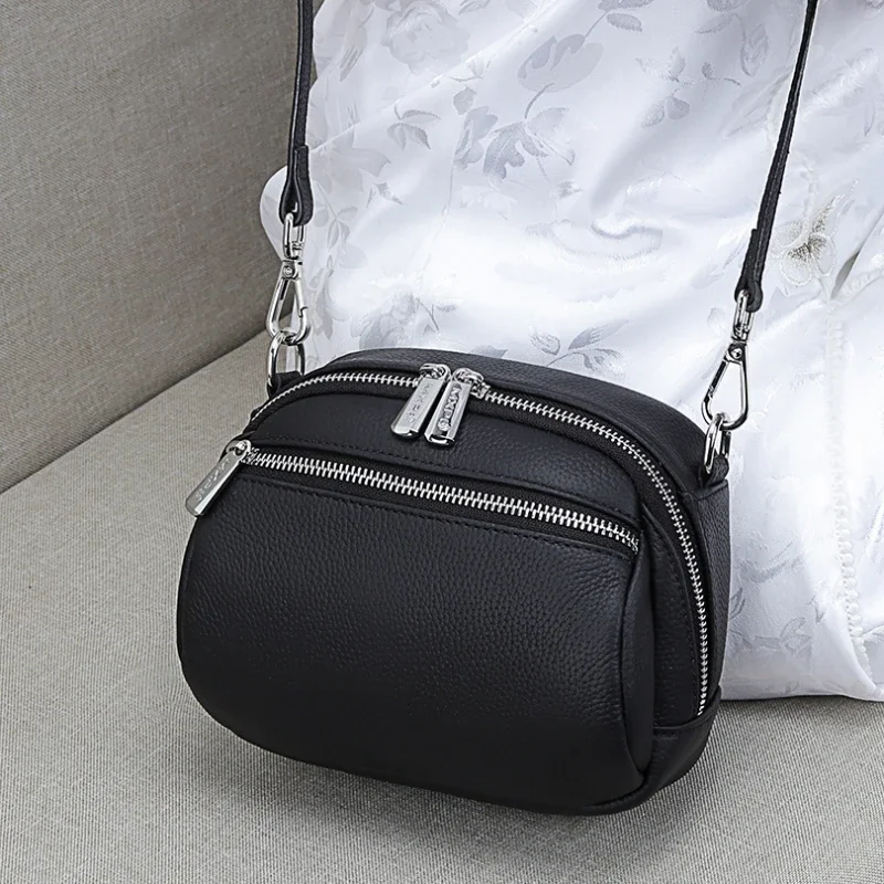 Genuine Leather Small Crossbody Bags for Women Double Zipper Cell Phone Purse and Shoulder Bag Leisure Messenger Handbag
Genuine Leather Small Crossbody Bags for Women Double Zipper Cell Phone Purse and Shoulder Bag Leisure Messenger Handbag