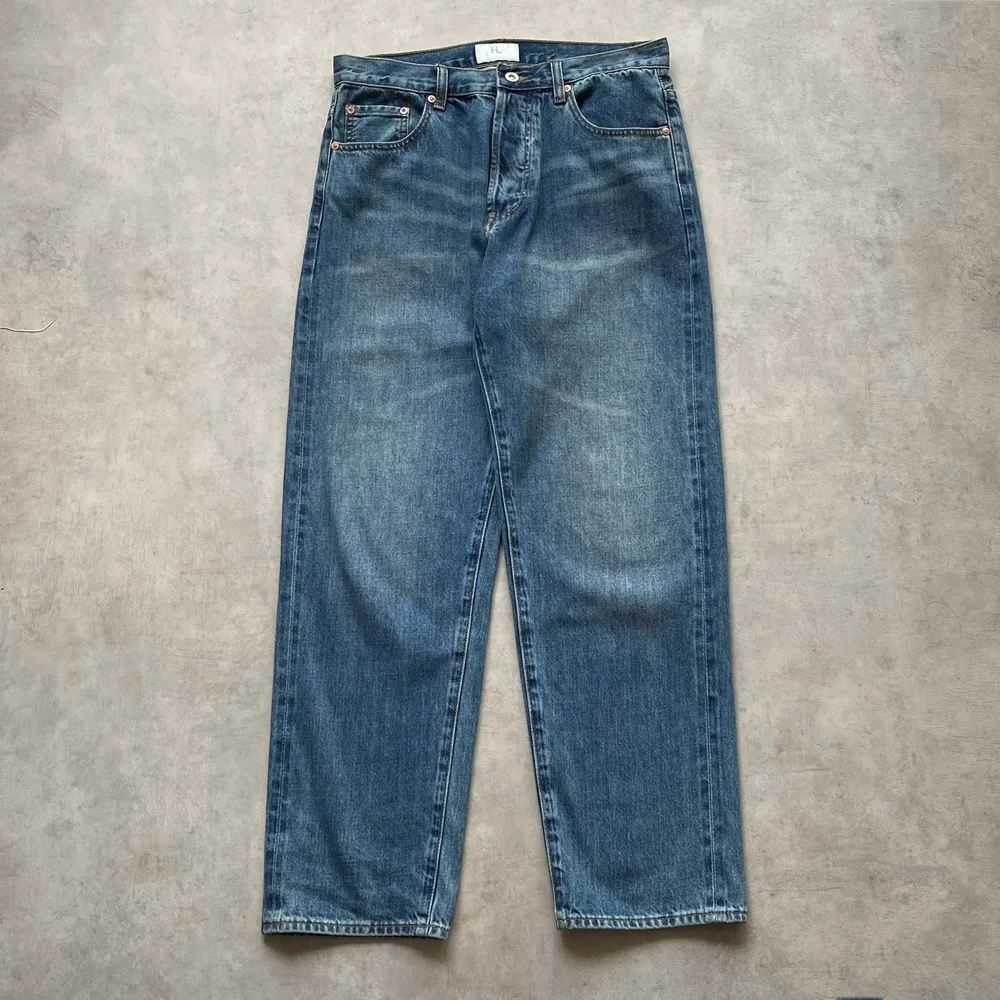 Повседневные джинсы Herill с красными ушками, универсальные свободные джинсы, прямые брюки со средней талией, нейтральные, прочные, всесезонные
Повседневные джинсы Herill с красными ушками, универсальные свободные джинсы, прямые брюки со средней талией, нейтральные, прочные, всесезонные