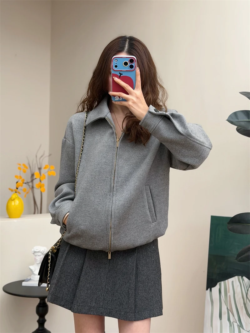 High nce Ceiling Autumn Winter 00 Wool Double-Sided Hand-Sewn Tweed Jaet Women's Loose Fit Casual Sle Coat
High nce Ceiling Autumn Winter 00 Wool Double-Sided Hand-Sewn Tweed Jaet Women's Loose Fit Casual Sle Coat