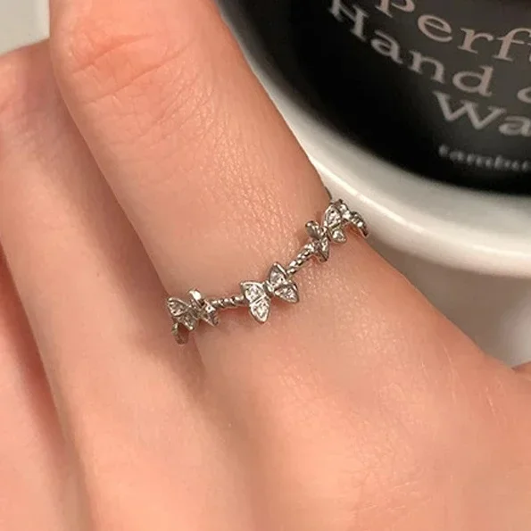 PONYKISS 925 Sterling Silver Zircon Twisted Cute Butterf Rings for Women Minimalist Insect Fine Jewelry Opening Accessories
PONYKISS 925 Sterling Silver Zircon Twisted Cute Butterf Rings for Women Minimalist Insect Fine Jewelry Opening Accessories