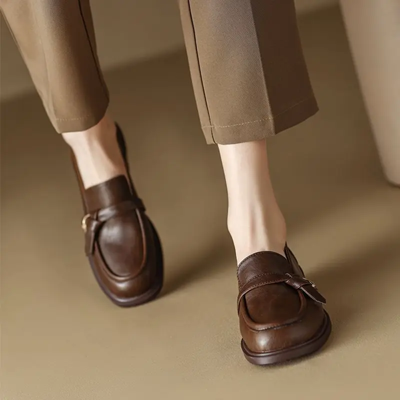 Women Genuine Leather Loafers Vintage Round Toe Chunky Heel Brown Dress Shoes
Women Genuine Leather Loafers Vintage Round Toe Chunky Heel Brown Dress Shoes