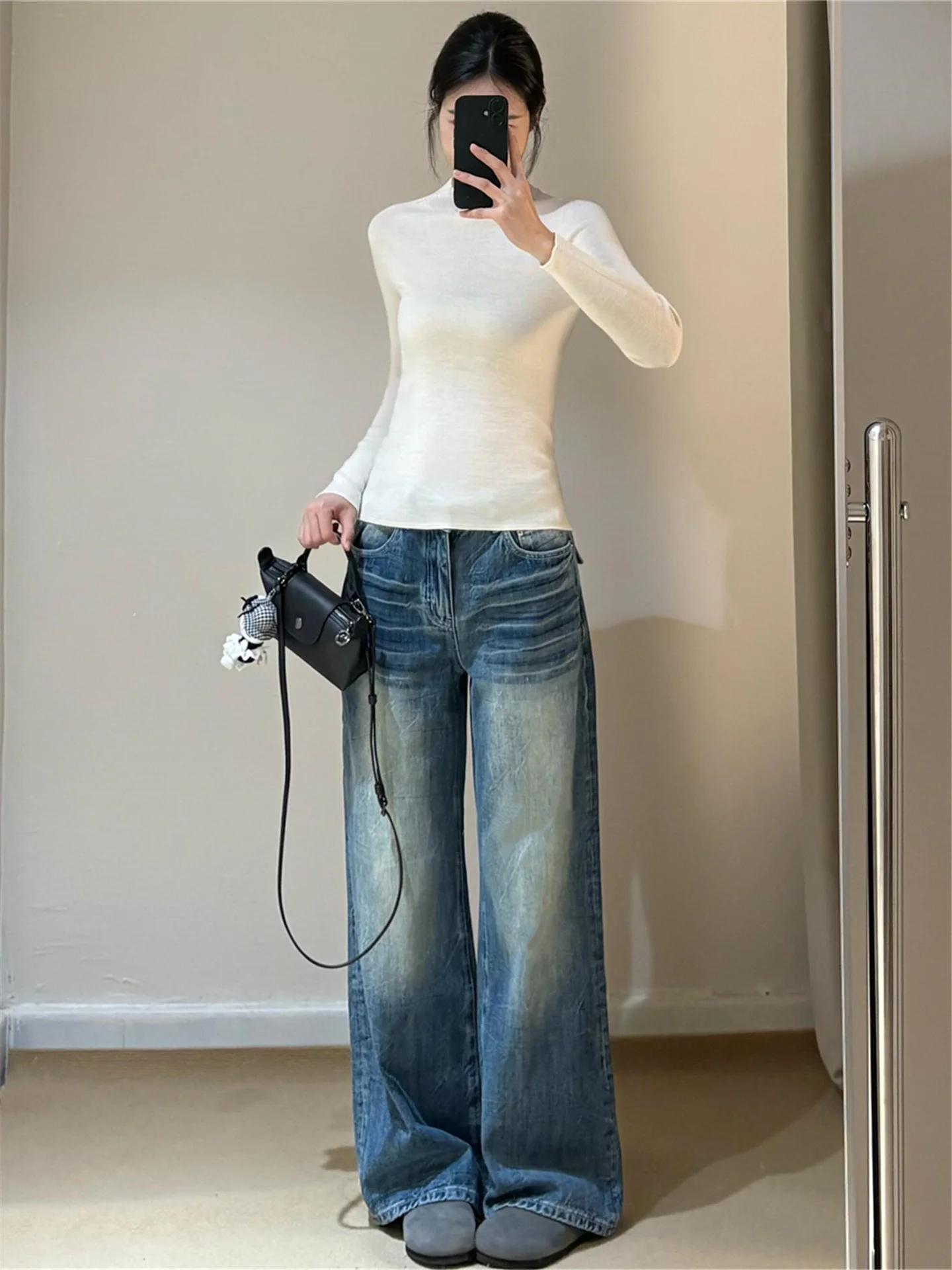 Extended Length Faded Low Waist Wide Leg Denim Jeans Women's Loose Slimming Spring Design Casual Cotton Pants
Extended Length Faded Low Waist Wide Leg Denim Jeans Women's Loose Slimming Spring Design Casual Cotton Pants