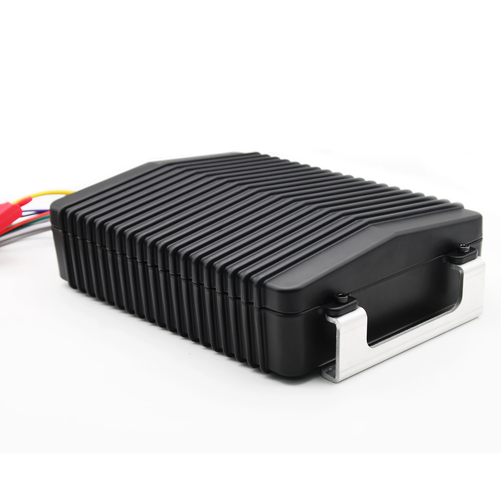 5-канальный водонепроницаемый усилитель класса D IP66 для лодок, яхт, квадроциклов, автофургонов — сертифицированный CE/FCC/RoHS бренда Hasda
5-канальный водонепроницаемый усилитель класса D IP66 для лодок, яхт, квадроциклов, автофургонов — сертифицированный CE/FCC/RoHS бренда Hasda