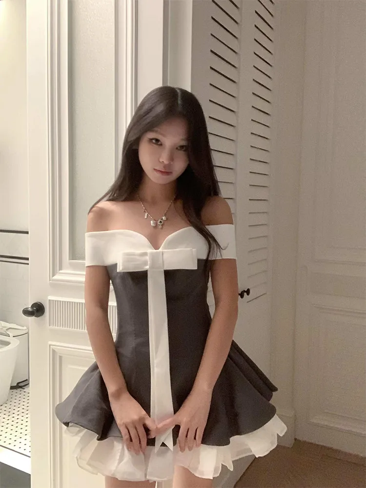 Keni plus Size Knot Color Block One Shoulder Short Skirt Women Summer Slimming High Waist A-Line Dress Korean Style
Keni plus Size Knot Color Block One Shoulder Short Skirt Women Summer Slimming High Waist A-Line Dress Korean Style