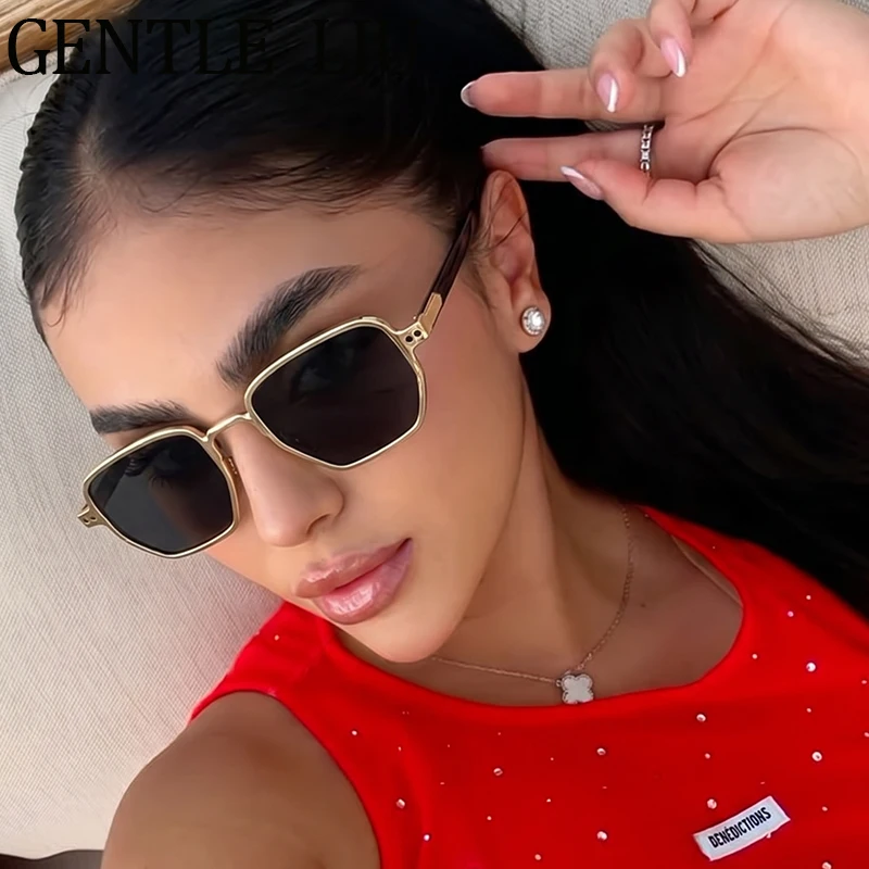 Retro Steampunk Square Sunglasses Women 2026 Luxury Brand Designer Classic Polygon Sun Glasses For Ladies Shades Outdoor Eyewear
Retro Steampunk Square Sunglasses Women 2026 Luxury Brand Designer Classic Polygon Sun Glasses For Ladies Shades Outdoor Eyewear